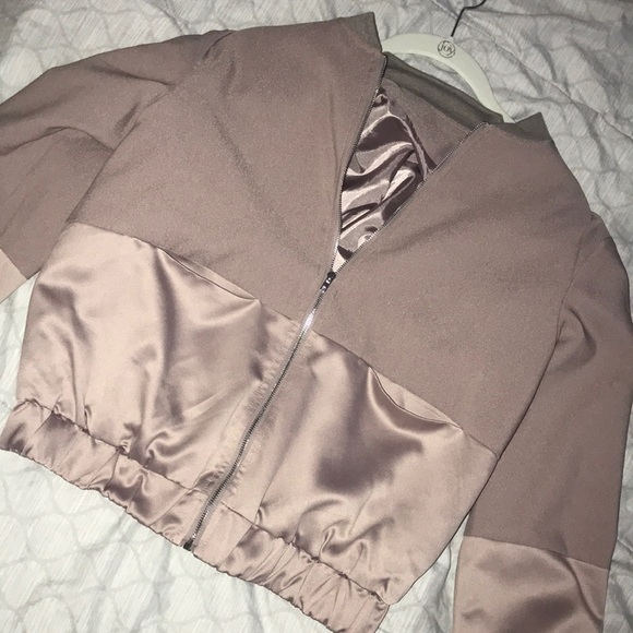 Bomber jacket - Picture 2 of 2